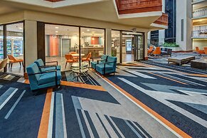 Hilton Knoxville Airport