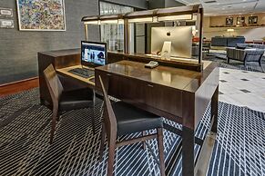 Hilton Knoxville Airport