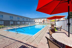 Days Inn by Wyndham Sandusky / Cedar Point