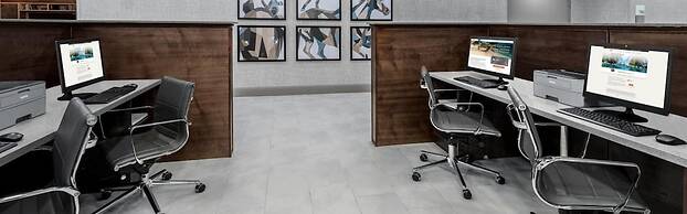 Holiday Inn Beaumont East - Medical Ctr Area by IHG