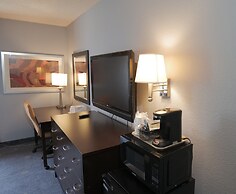 Baymont by Wyndham Flint Airport North