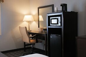 Baymont by Wyndham Flint Airport North