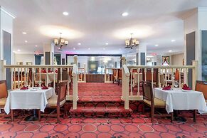 Best Western Plus Grosvenor Airport Hotel
