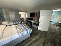 The Wave Manhattan Beach