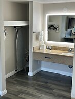 The Wave Manhattan Beach