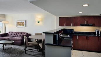 Holiday Inn Ottawa Dwtn - Parliament Hill by IHG
