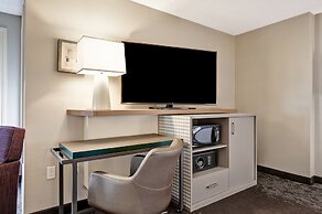 Holiday Inn Ottawa Dwtn - Parliament Hill by IHG