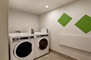 Holiday Inn Ottawa Dwtn - Parliament Hill by IHG