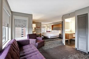 Holiday Inn Ottawa Dwtn - Parliament Hill by IHG