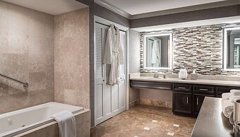 DoubleTree by Hilton Dallas Near the Galleria