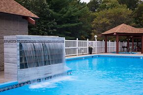 Best Western Ambassador Inn & Suites