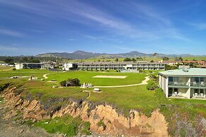 Cavalier Oceanfront Resort