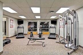 Travelodge by Wyndham Grande Prairie