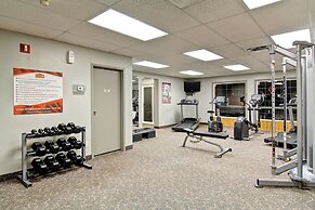 Travelodge by Wyndham Grande Prairie