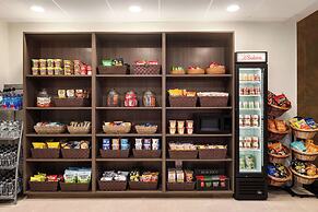 LaGuardia Plaza Hotel