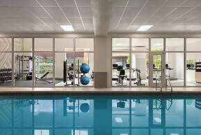 LaGuardia Plaza Hotel