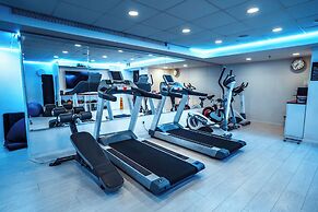 Best Western Regency Suites