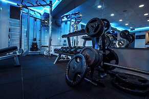 Best Western Regency Suites