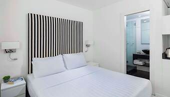 Best Western Regency Suites