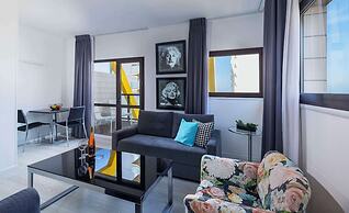 Best Western Regency Suites