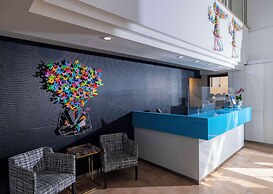 Best Western Regency Suites