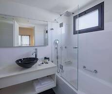 Best Western Regency Suites