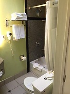 Days Inn by Wyndham San Francisco - Lombard