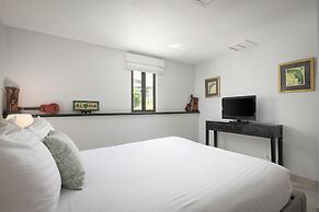 Royal Sea Cliff Kona by OUTRIGGER