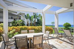 Royal Sea Cliff Kona by OUTRIGGER