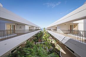 Royal Sea Cliff Kona by OUTRIGGER