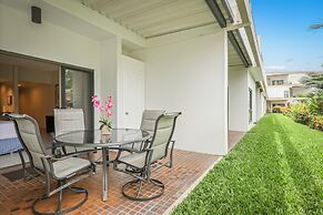 Royal Sea Cliff Kona by OUTRIGGER