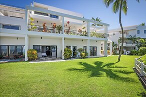 Royal Sea Cliff Kona by OUTRIGGER