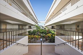 Royal Sea Cliff Kona by OUTRIGGER