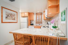 Royal Sea Cliff Kona by OUTRIGGER