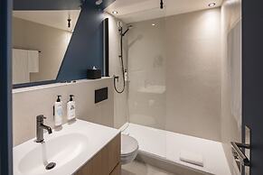 Everness Hotel & Resort