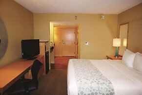 La Quinta Inn & Suites by Wyndham Sarasota Downtown