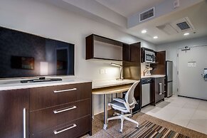 Home2 Suites by Hilton DFW Airport South/Irving, TX