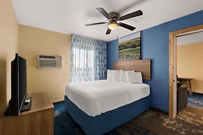 Days Inn by Wyndham Newton