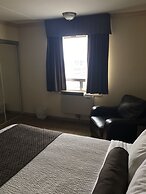 Days Inn & Suites by Wyndham Sault Ste. Marie ON