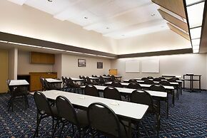 Days Hotel by Wyndham University Ave SE