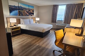 Days Hotel by Wyndham University Ave SE