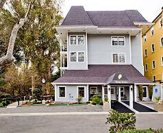 The Inn at Saratoga, Tapestry Collection by Hilton