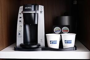 Holiday Inn Express Waikiki by IHG