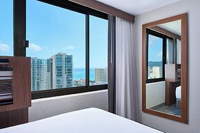Holiday Inn Express Waikiki by IHG