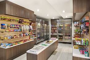 Holiday Inn Express Waikiki by IHG