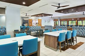 Holiday Inn Express Waikiki by IHG