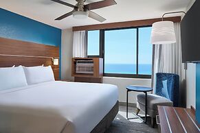Holiday Inn Express Waikiki by IHG
