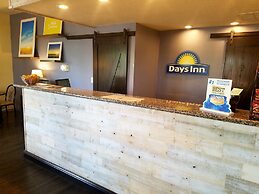 Days Inn & Suites by Wyndham Lodi