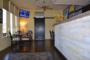 Days Inn & Suites by Wyndham Lodi