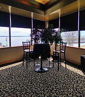 Confederation Place - Hotel